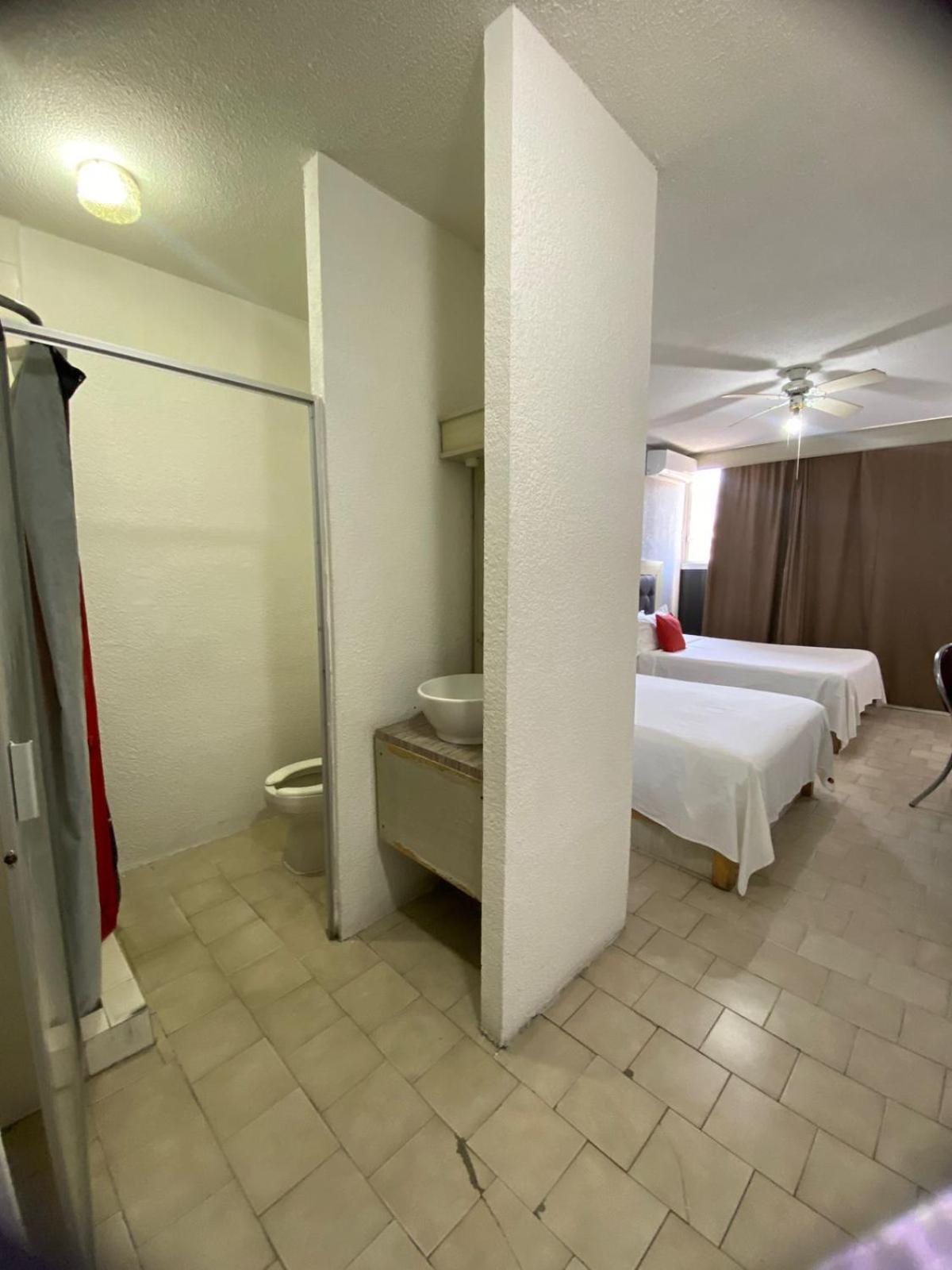 Italia Hotel 3*